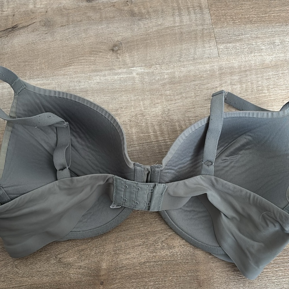 ✨ Women's Bra 36DD - Picture 3 of 5